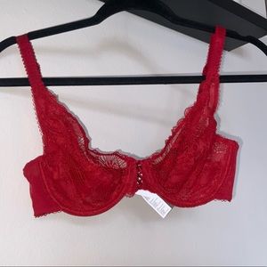 Unlined French lace bra 32D
